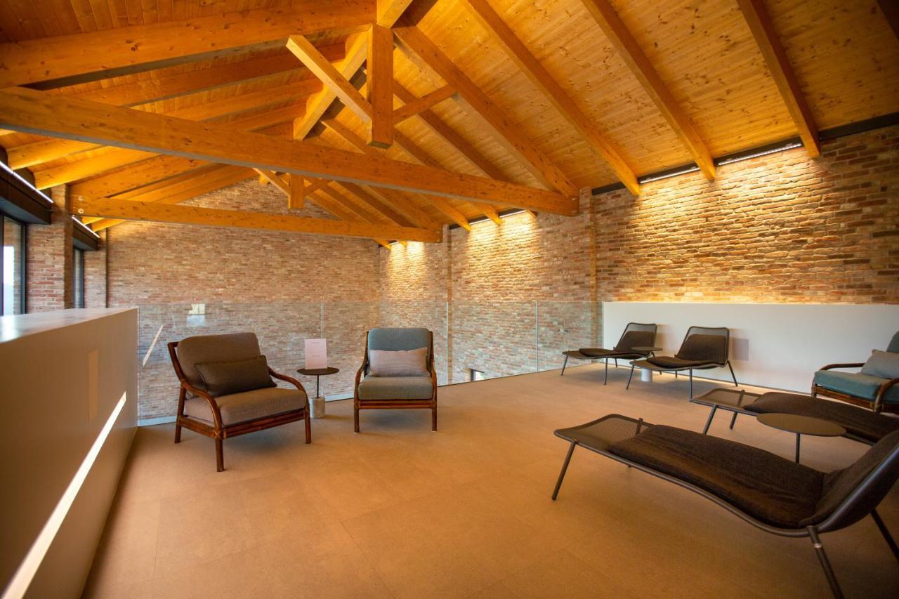 Villaggio Narrante - Cascina Galarej Hotel Serralunga d'Alba